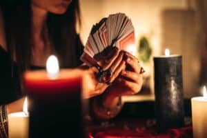 Things You Should Not Ask a Online Tarot Reader